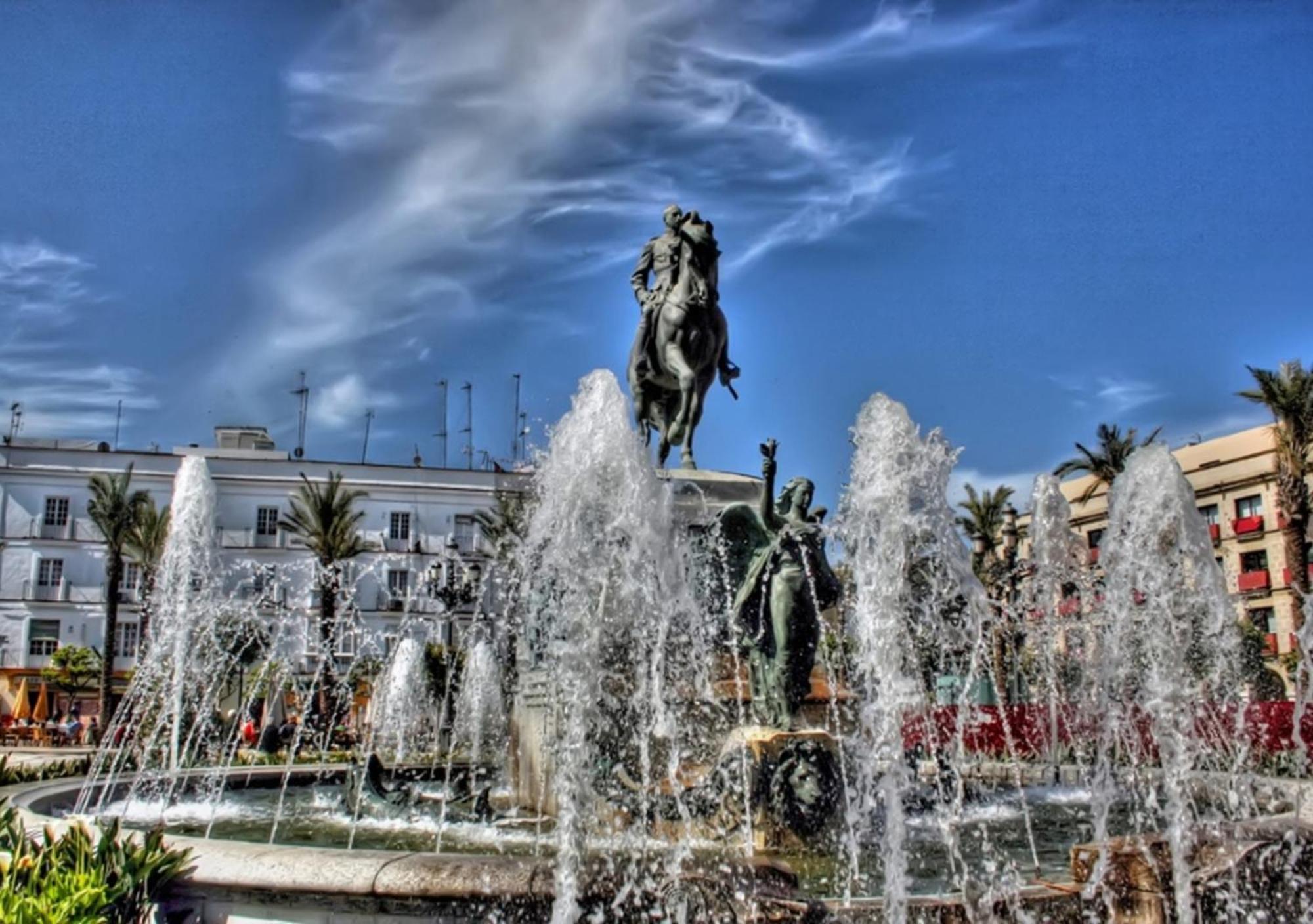 M&M Empedrada Apartamentos Jerez เฮเรซ เด ลาฟรอนเตรา ภายนอก รูปภาพ